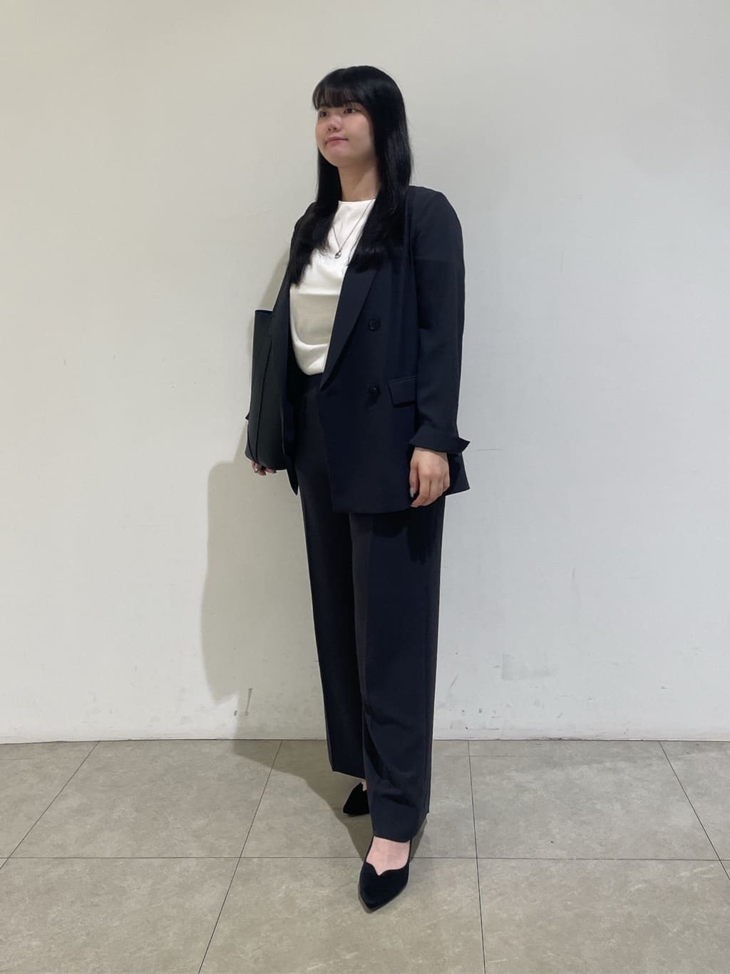 emikaさんの「INDIVI｜【軽く羽織れる！】ダブルジャケット」を使ったコーディネート