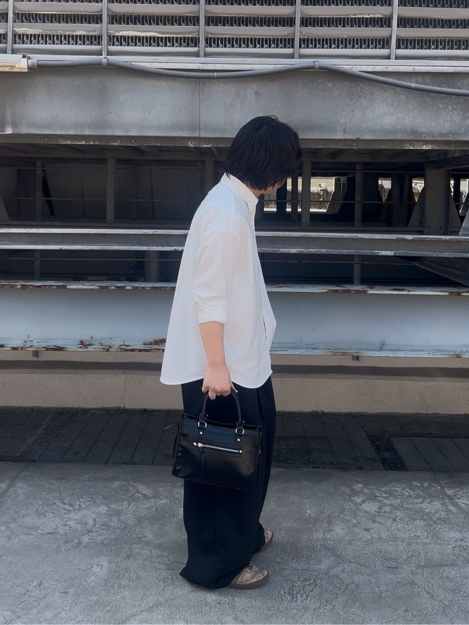 taigaさんの「tk.TAKEO KIKUCHI｜グランパバギースラックス」を使ったコーディネート