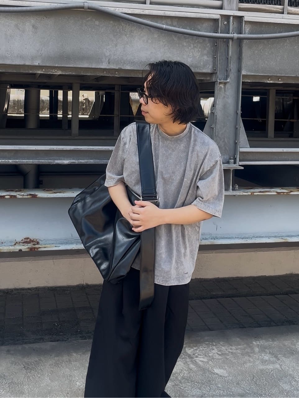 taigaさんの「tk.TAKEO KIKUCHI｜グランパバギースラックス」を使ったコーディネート