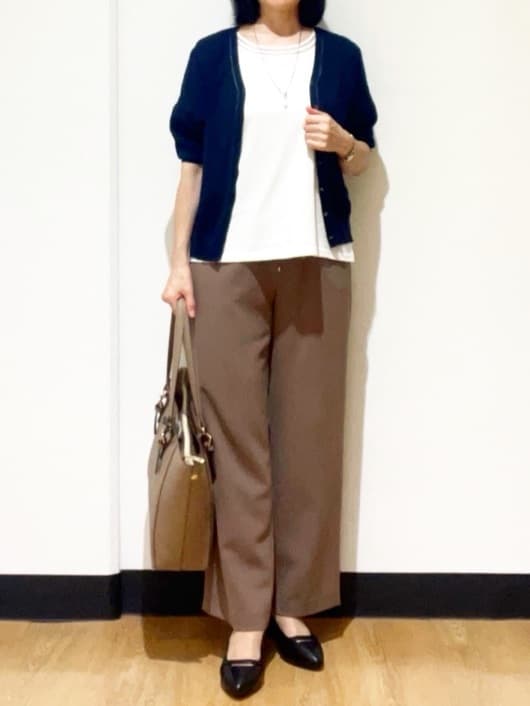 フクさんの「Reflect｜【インナーにおすすめ◎】シアーネックデザインプルオーバー」を使ったコーディネート