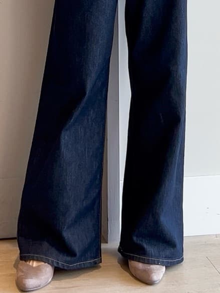 yamakoさんの「grove｜【Lee&times;grove別注】WIDE DENIM PANTS」を使ったコーディネート