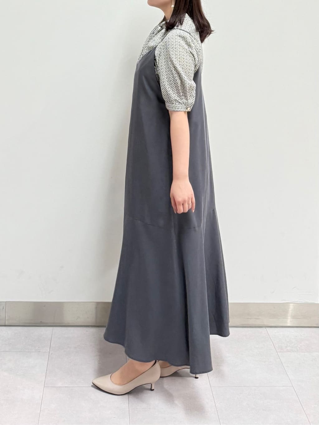 いくみさんの「UNTITLED｜【洗える/肩紐調節可能】パウダーキャミワンピース」を使ったコーディネート