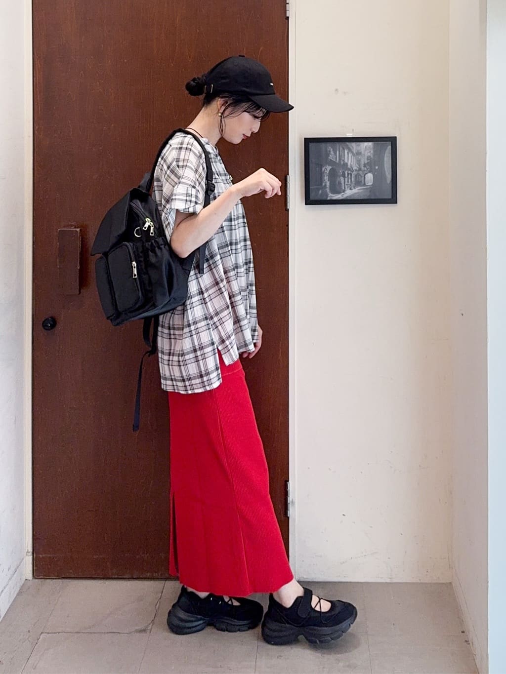𝐇𝐢𝐫𝐨𝐦𝐢さんの「SHOO･LA･RUE｜【S-LL】きれいに体型カバー さらシャリコットン スキッパーシャツ」を使ったコーディネート