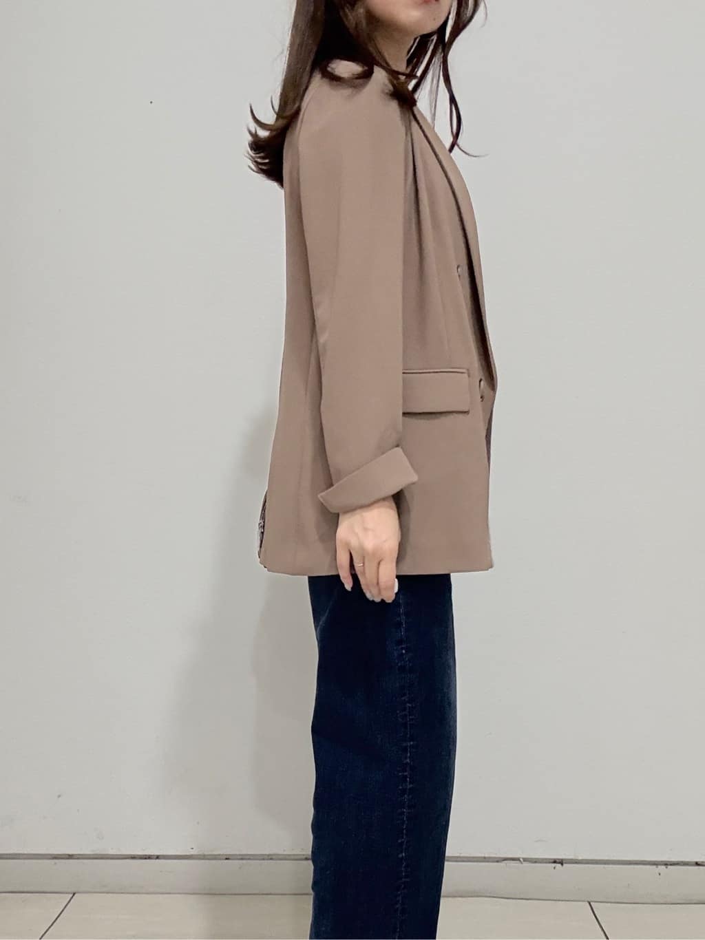 kahoさんの「INDIVI｜【軽く羽織れる！】ダブルジャケット」を使ったコーディネート