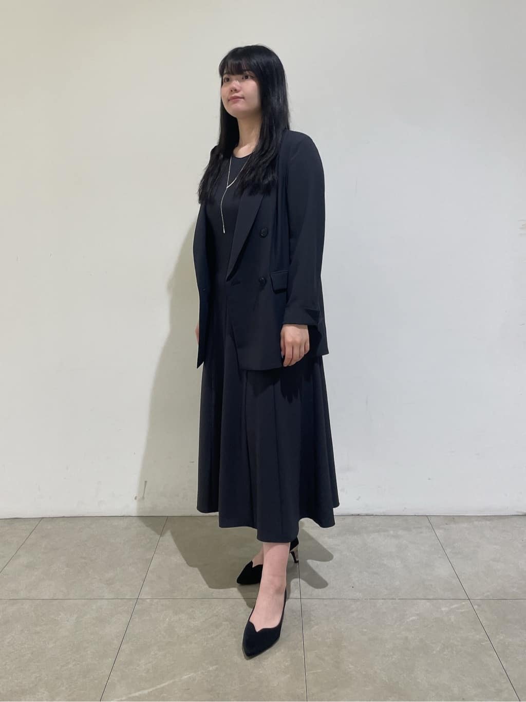 emikaさんの「INDIVI｜【軽く羽織れる！】ダブルジャケット」を使ったコーディネート