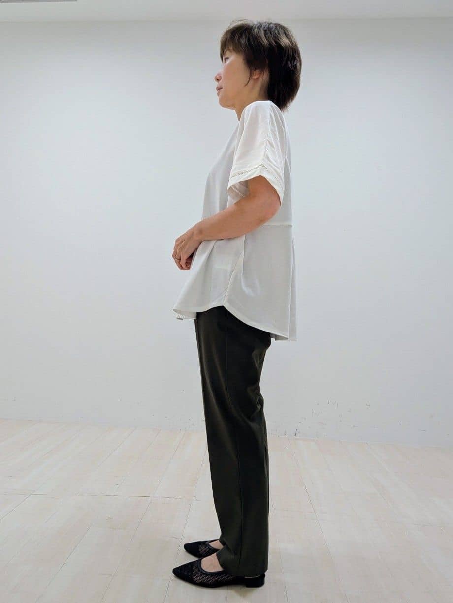 nishiさんの「Reflect｜【私のパンツ／手洗い可】ベーシックテーパードパンツ」を使ったコーディネート