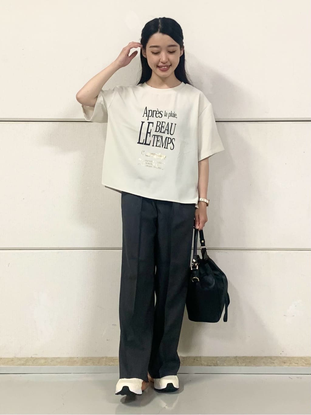 sahoさんの「THE SHOP TK｜アソートロゴTシャツ【接触冷感/防シワ/吸水速乾/UVケア/洗濯機OK】」を使ったコーディネート