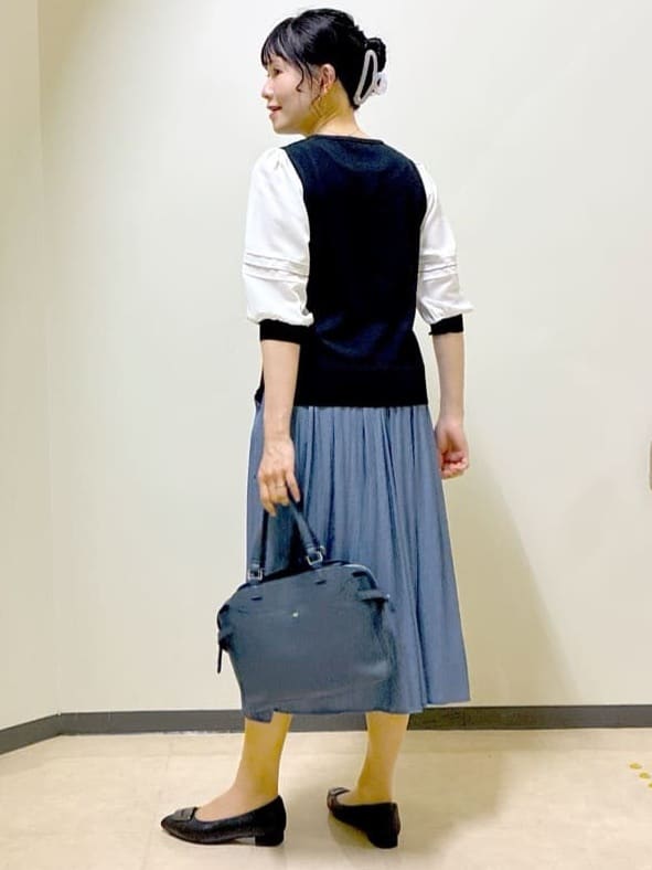  beni_gingerさんの「Reflect｜【マシンウォッシュ可／セットアップ可】シアーボックスタックプリーツスカート」を使ったコーディネート