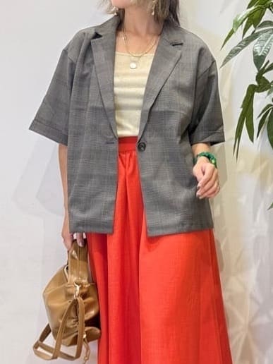 misakiさんの「SHOO･LA･RUE｜【高レビュー/着丈選べる】華やかさをプラスする アソートロングスカート」を使ったコーディネート