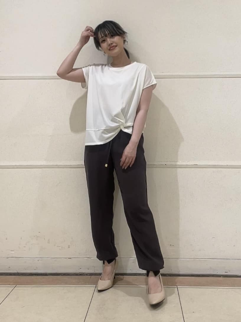 watanabeさんの「UNTITLED｜【洗える/Tシャツ】ツイストプルオーバー」を使ったコーディネート