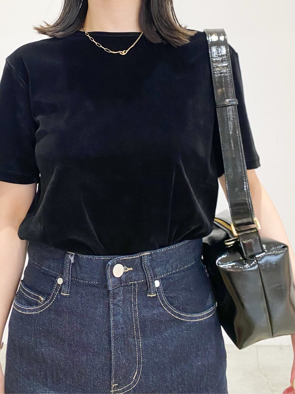 haruさんの「OPAQUE.CLIP｜フロッキーチュールTシャツ【洗濯機洗い可】」を使ったコーディネート