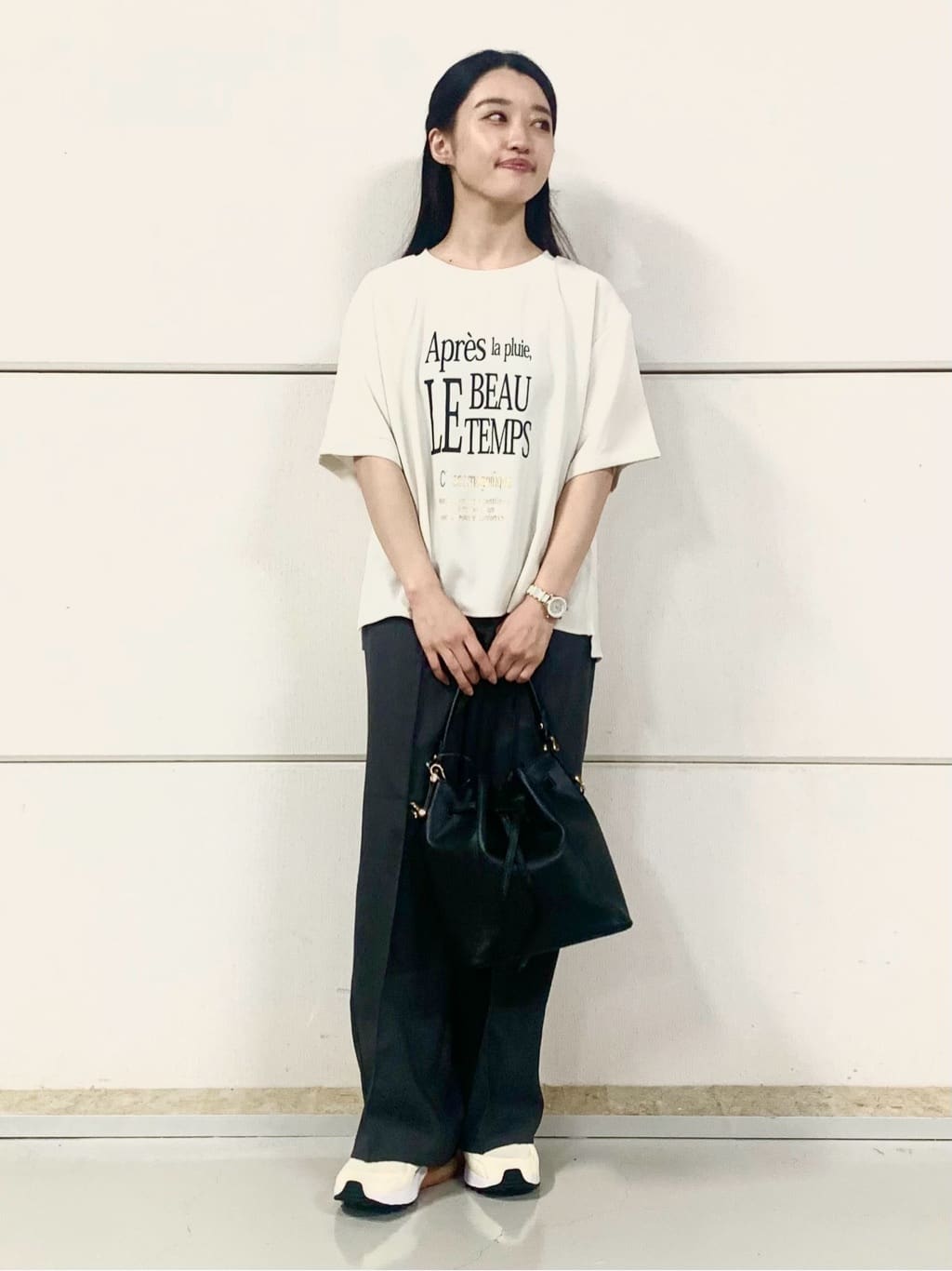 sahoさんの「THE SHOP TK｜アソートロゴTシャツ【接触冷感/防シワ/吸水速乾/UVケア/洗濯機OK】」を使ったコーディネート