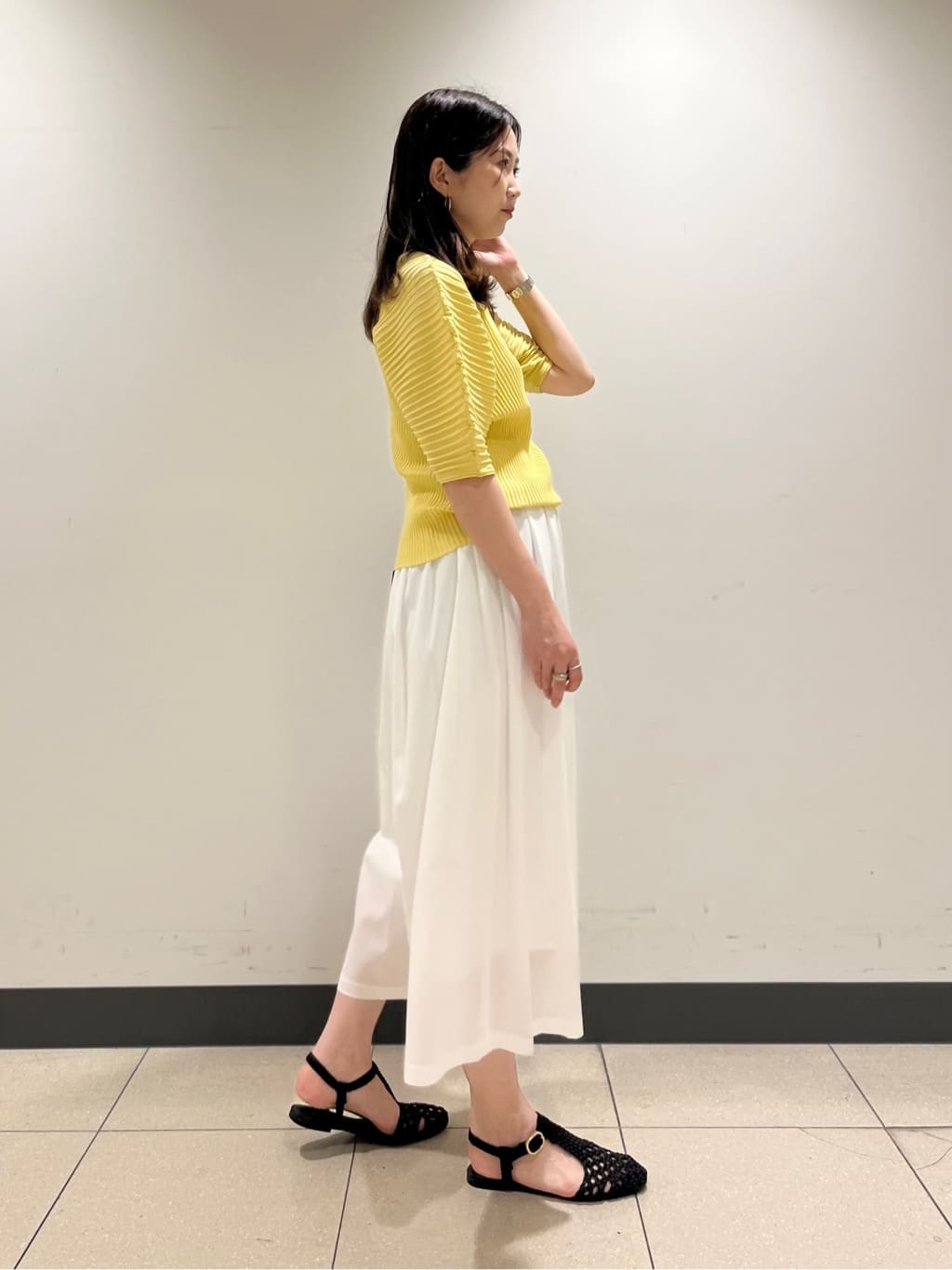 shokoさんの「INDIVI｜【軽く羽織れる/洗える】ジャケット風カーディガン」を使ったコーディネート