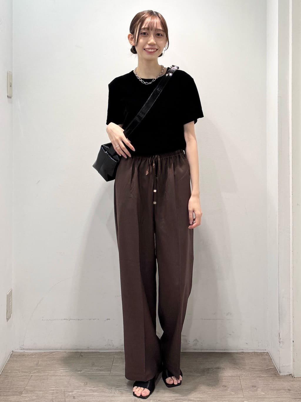 ぶまりんさんの「OPAQUE.CLIP｜フロッキーチュールTシャツ【洗濯機洗い可】」を使ったコーディネート