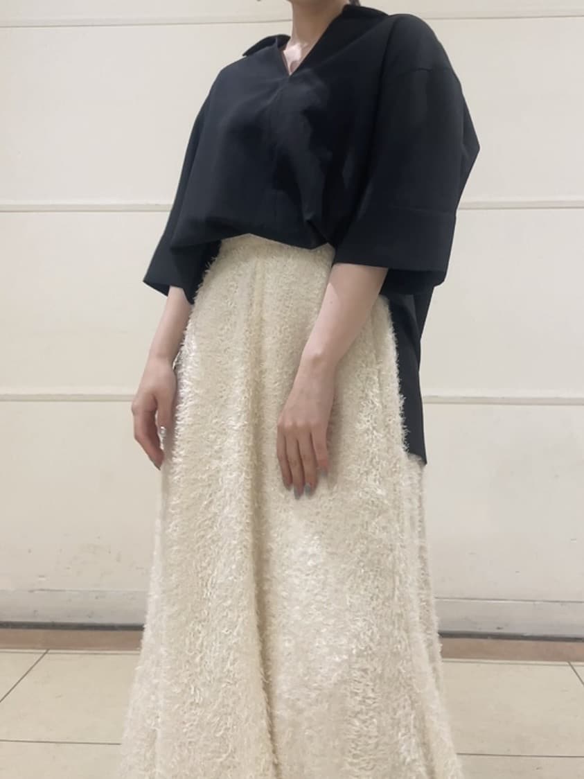 watanabeさんの「UNTITLED｜【UVカット/接触冷感/吸水速乾/ゆったり】V開きネックシャツ」を使ったコーディネート