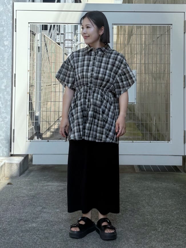 chさんの「THE SHOP TK｜チェック柄チュニックブラウス」を使ったコーディネート