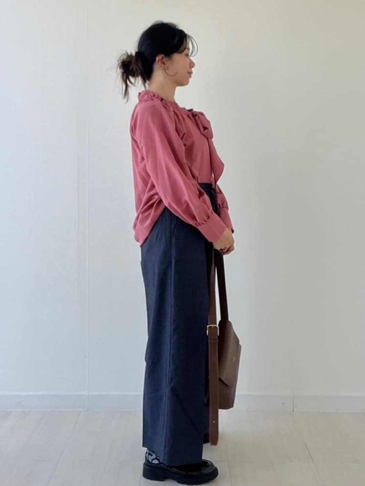Mori Moriさんの「index｜ベルト付きストレッチワイドパンツ【洗濯機洗い可】」を使ったコーディネート