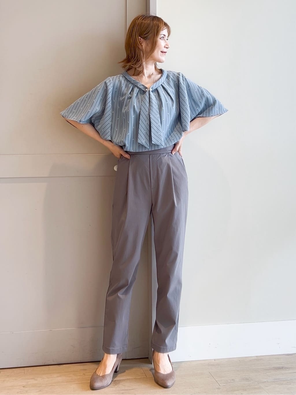yamakoさんの「grove｜【冷感】サマーハイパーストレッチテーパードパンツ」を使ったコーディネート