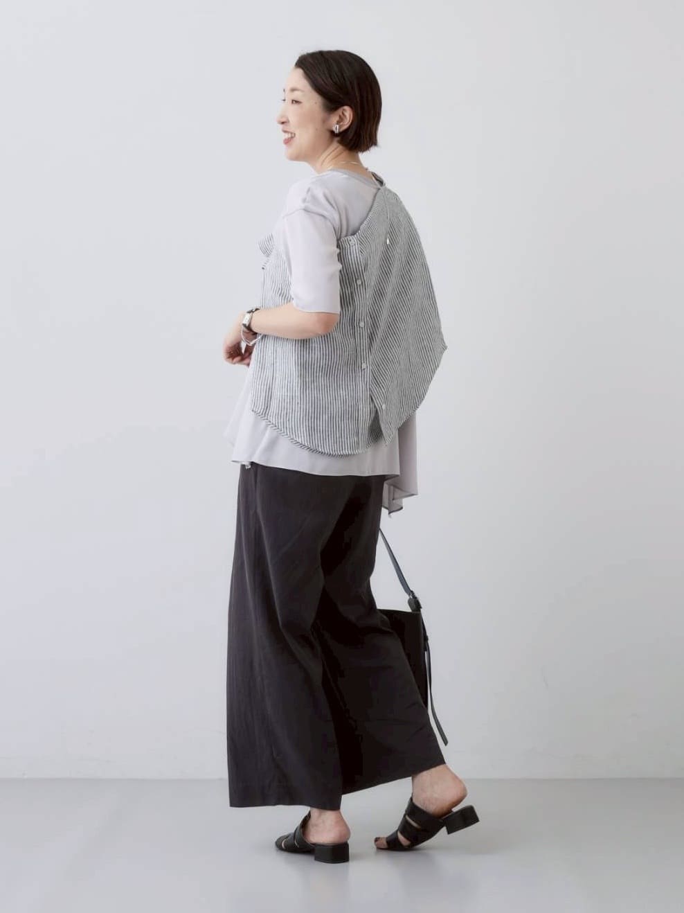 yuriさんの「INDIVI｜【バックシャン】デザインTブラウス」を使ったコーディネート
