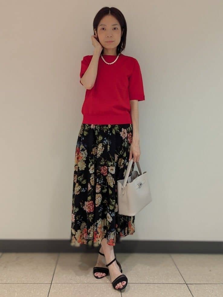 Ayaさんの「UNTITLED｜【アンサンブル可/薄手/洗える】5分袖クルーニット」を使ったコーディネート