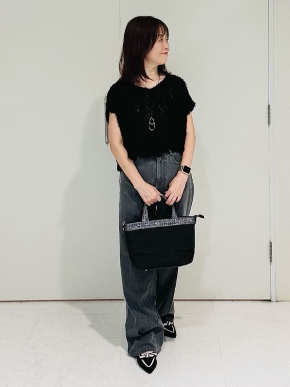 makiさんの「UNTITLED｜【グレー/ブルー/ジーンズ】ソフトワイドデニムパンツ」を使ったコーディネート