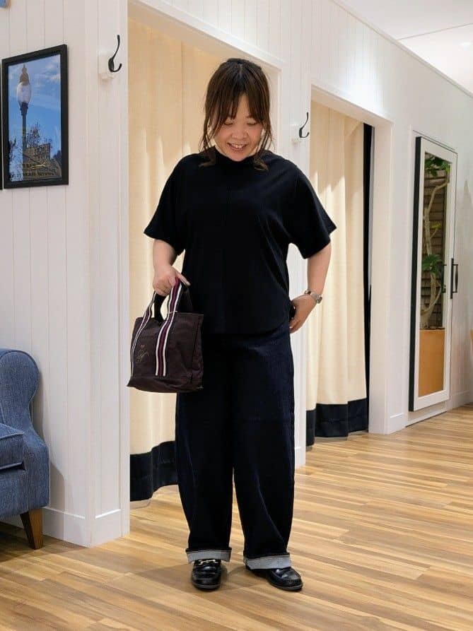  naomiさんの「Dessin｜【洗える】フレアカットソー」を使ったコーディネート