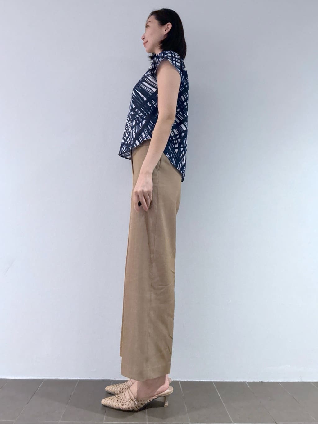 Yukaさんの「COUP DE CHANCE｜【手洗い可／日本製】きれいめデニム風パンツ」を使ったコーディネート