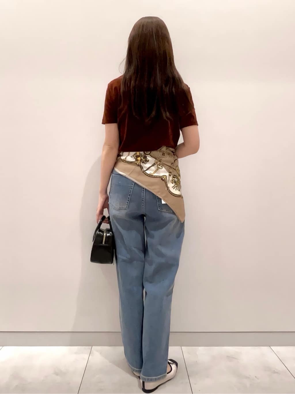 maiさんの「OPAQUE.CLIP｜フロッキーチュールTシャツ【洗濯機洗い可】」を使ったコーディネート