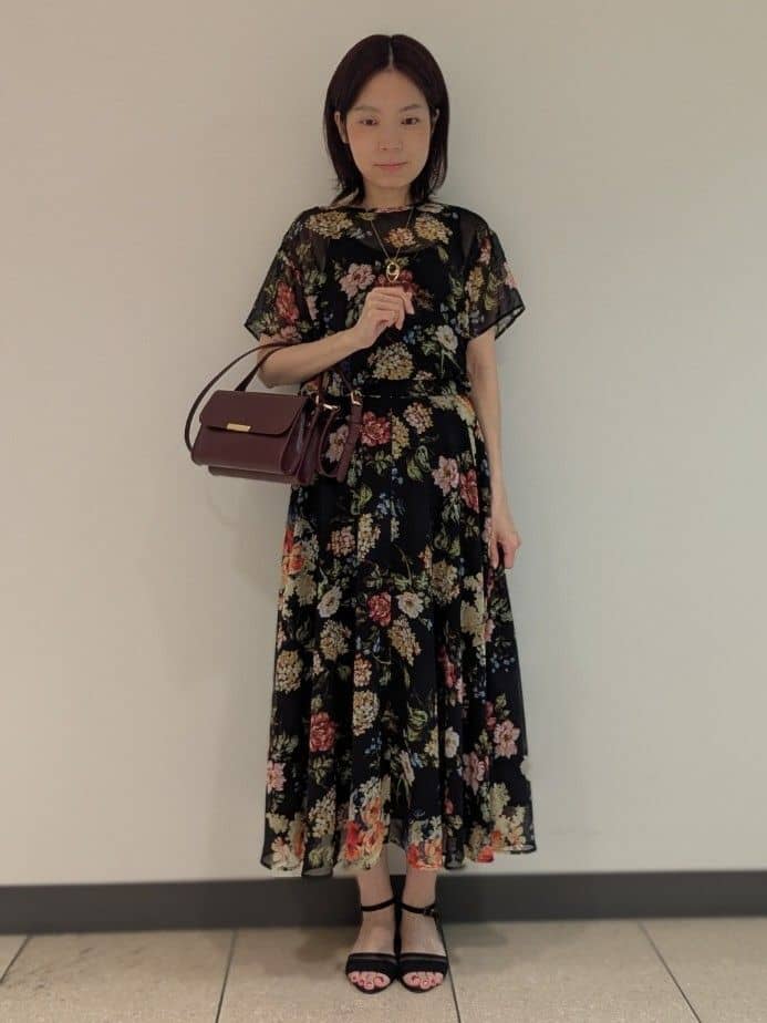 Ayaさんの「UNTITLED｜【セットアップ可/花柄エレガント】アンティークフラワー柄ブラウス」を使ったコーディネート