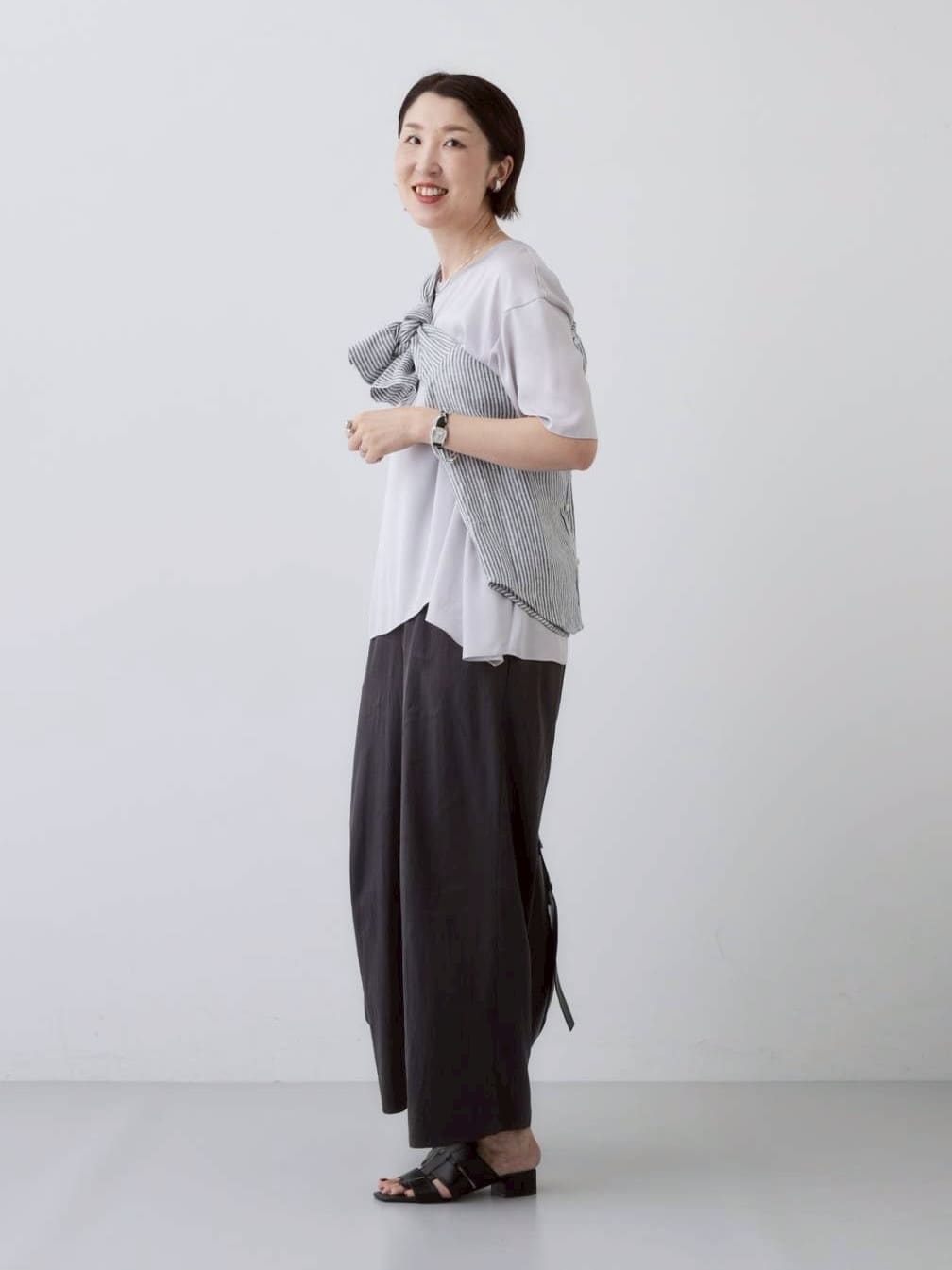 yuriさんの「INDIVI｜【バックシャン】デザインTブラウス」を使ったコーディネート