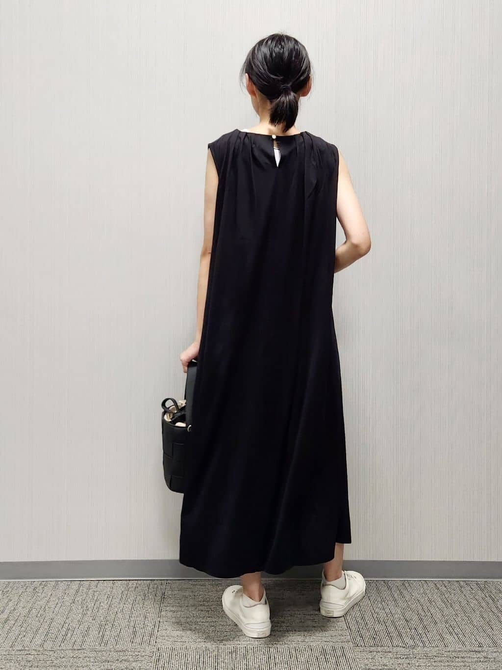 naraさんの「Dessin｜【洗える】キーネックカーディガン」を使ったコーディネート