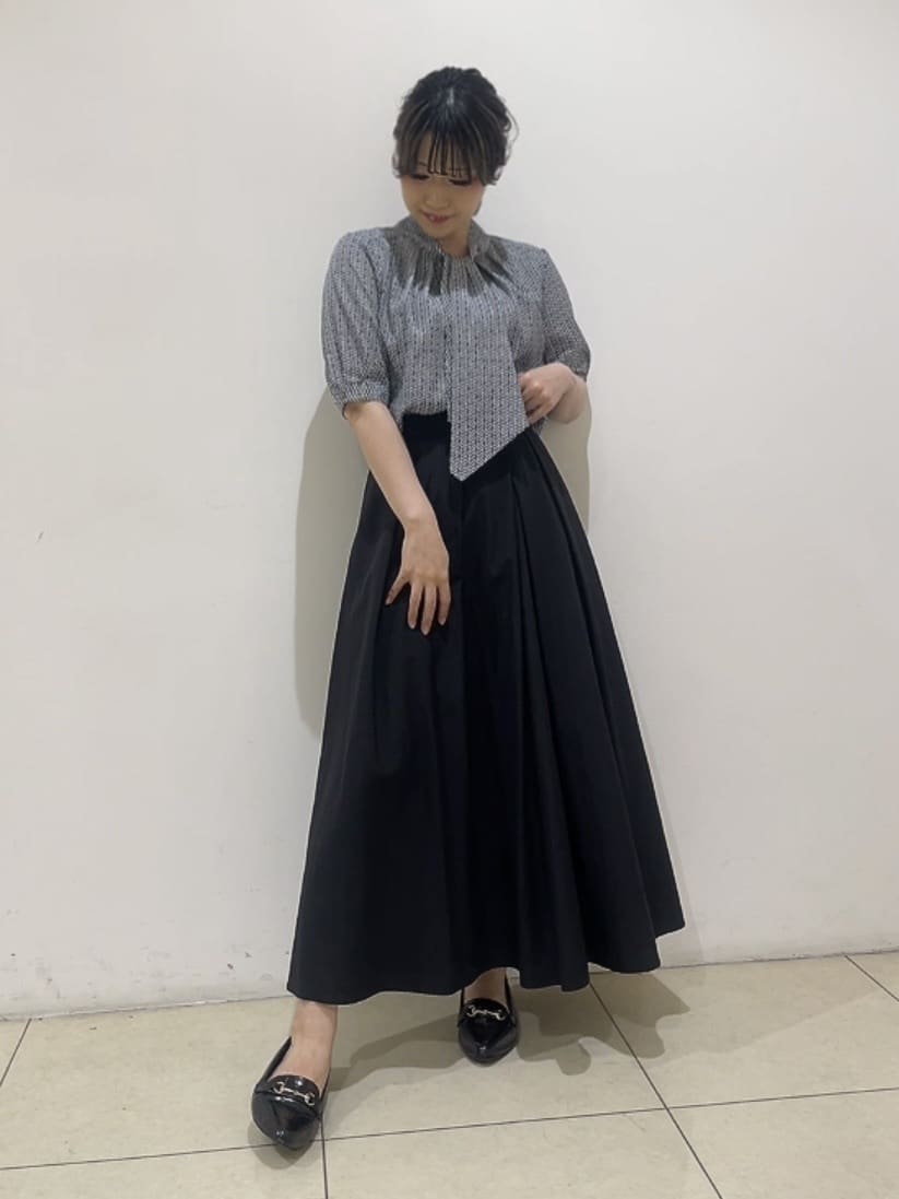 watanabeさんの「UNTITLED｜【通勤/オフィス】ジオメ柄ボウタイブラウス」を使ったコーディネート