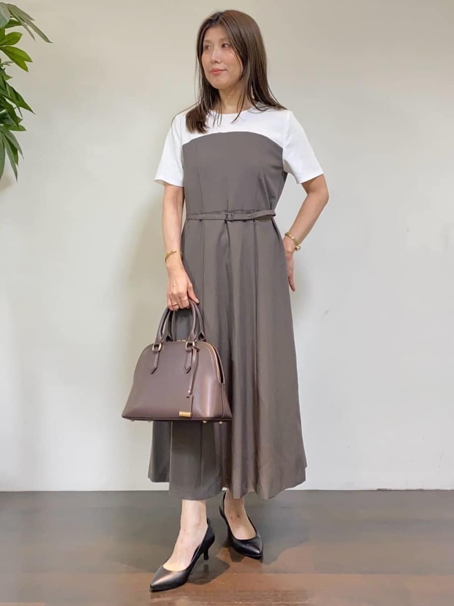 tomoさんの「UNTITLED｜【日本製・本革】Comfit Dresser Pumps（コンフィットドレッサーパンプス）」を使ったコーディネート