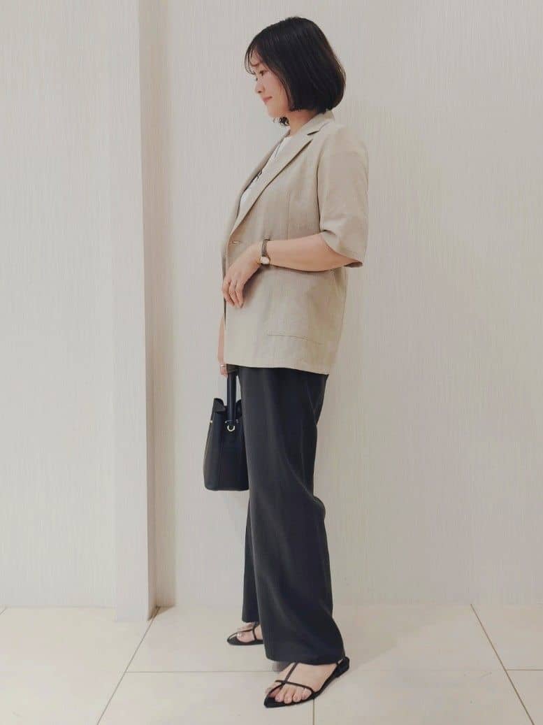 naokoさんの「UNTITLED｜ビッグオーバルネックレス」を使ったコーディネート
