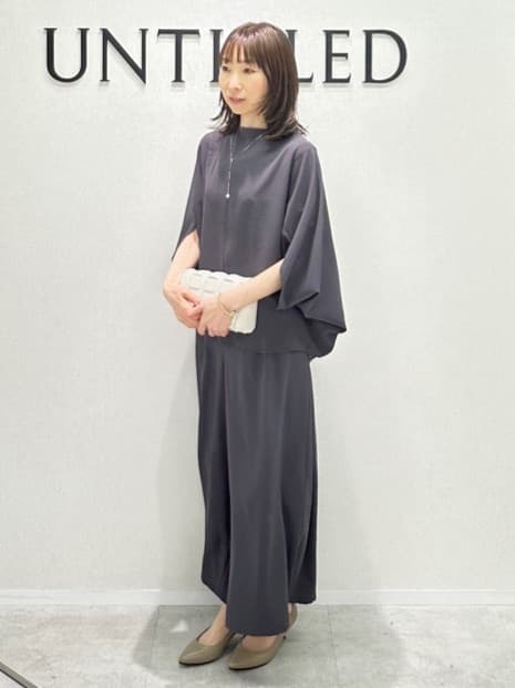 Miwaさんの「UNTITLED｜【手洗い／88cm正方形】シアー素材チェーン柄スカーフ」を使ったコーディネート