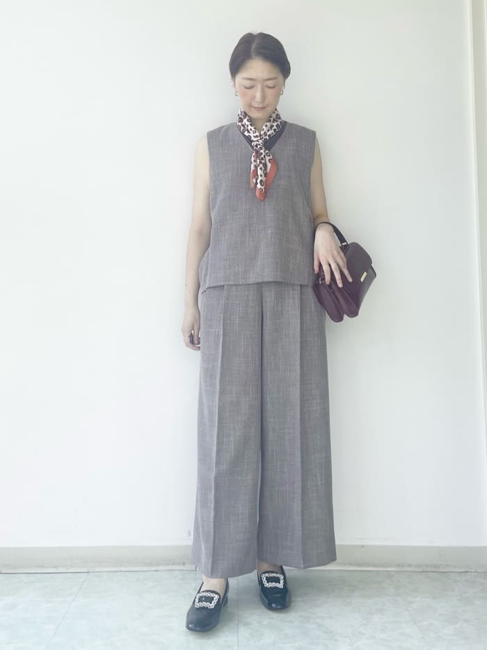 aliceさんの「UNTITLED｜【接触冷感／コットン100／洗える／丸首】ノースリーブ天竺プルオーバー」を使ったコーディネート