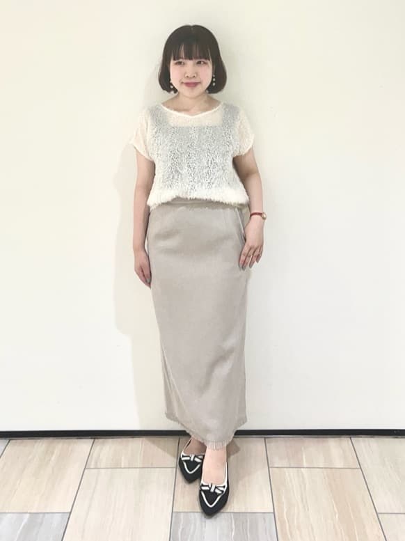 Mitsukiさんの「UNTITLED｜【セットアップ可/洗える】フェザーフレンチスリーブブラウス」を使ったコーディネート