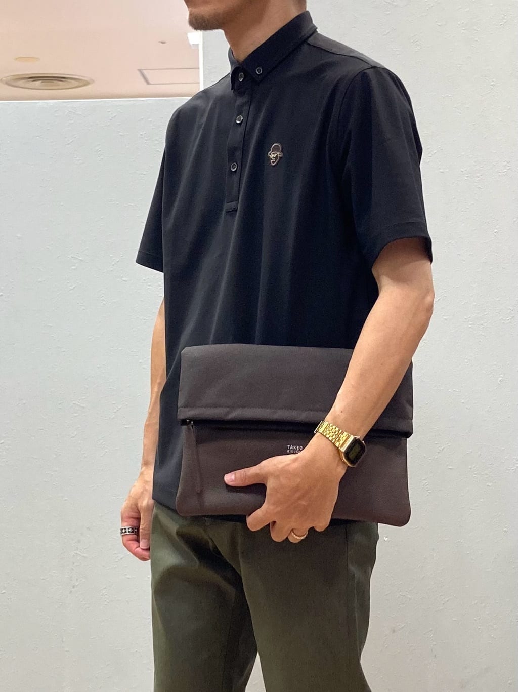 シュンさんの「TAKEO KIKUCHI｜【COOL CITY WEAR】エアートール ポロシャツ /接触冷感・通気性」を使ったコーディネート