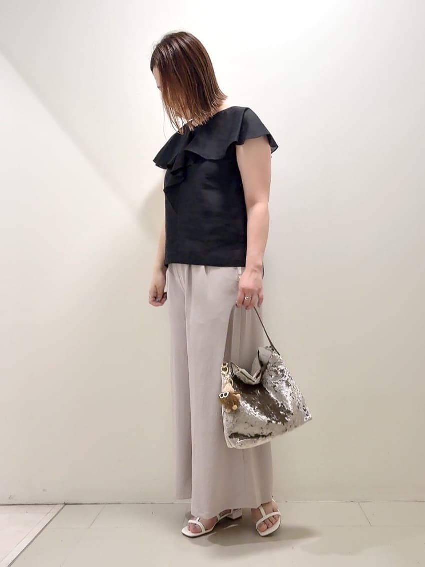 YUIさんの「UNTITLED｜【トレンド／バッグチャーム付き】ワンハンドルバッグ」を使ったコーディネート