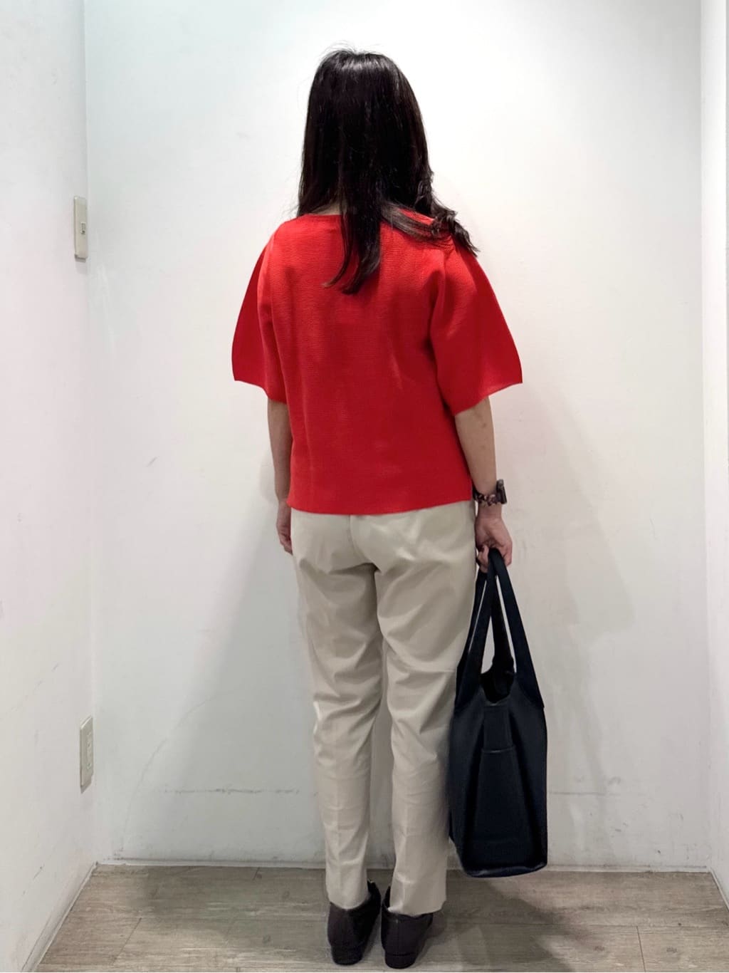 yuicciさんの「OPAQUE.CLIP｜ガーターボリュームスリーブニット【UVケア／洗濯機洗い可】」を使ったコーディネート