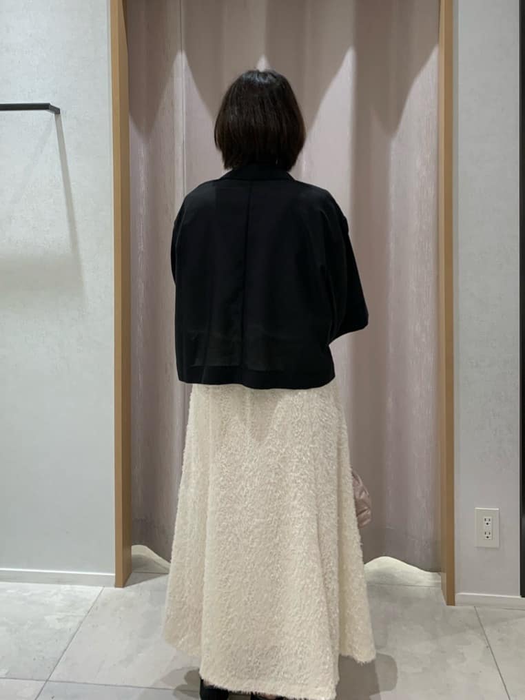 ちーさんの「UNTITLED｜【セットアップ可/洗える】フェザーフレンチスリーブブラウス」を使ったコーディネート