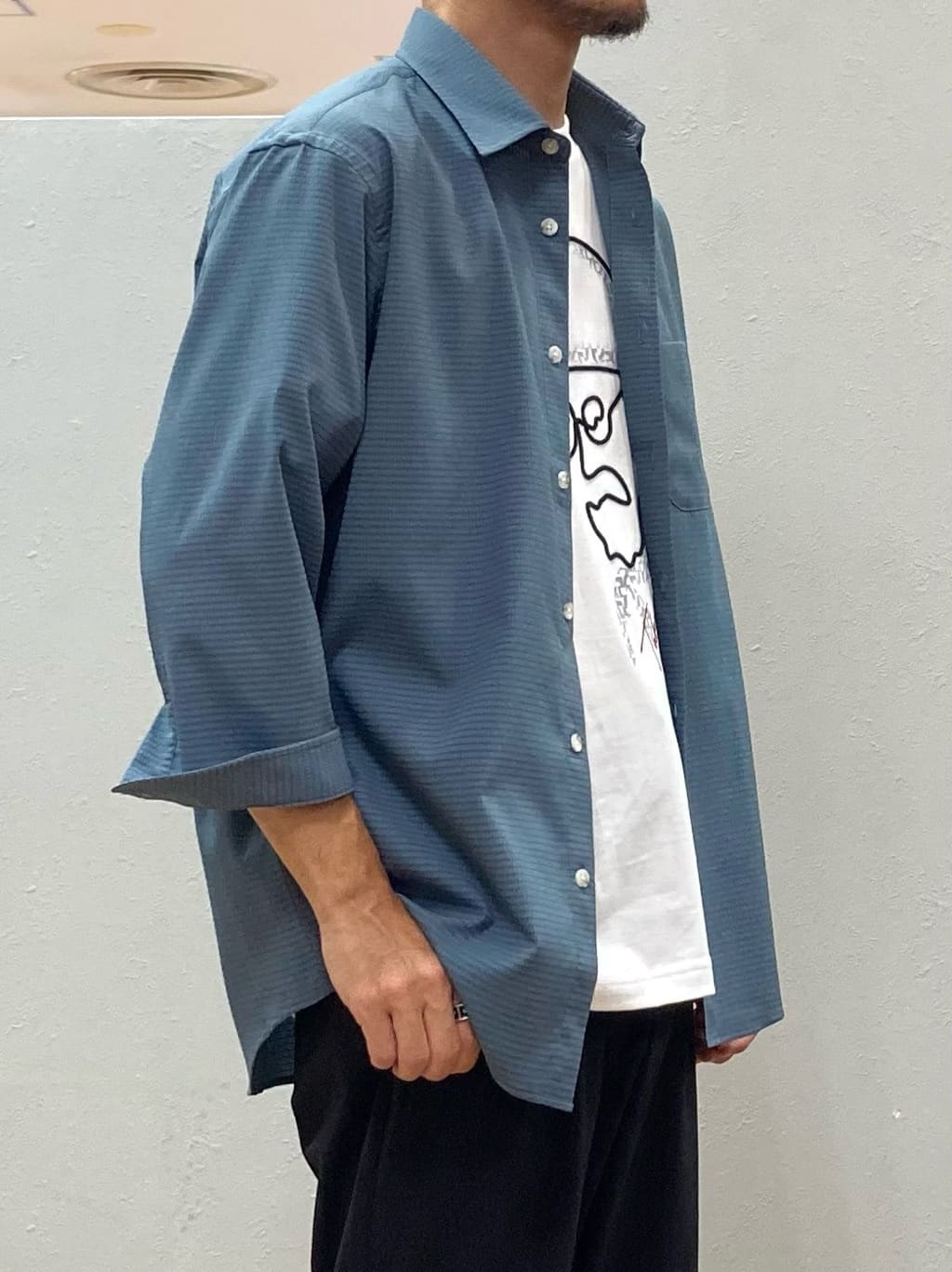 シュンさんの「TAKEO KIKUCHI｜【COOL CITY WEAR】DotAir（R）サッカー シャツ」を使ったコーディネート