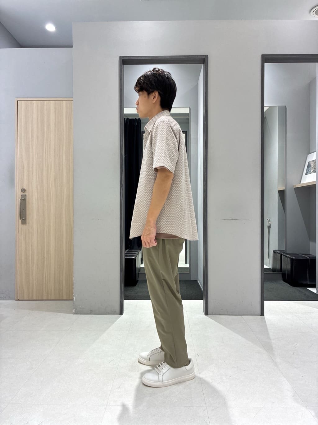 わいずみさんの「TAKEO KIKUCHI｜【COOL CITY WEAR】テーラードTシャツ /接触冷感」を使ったコーディネート