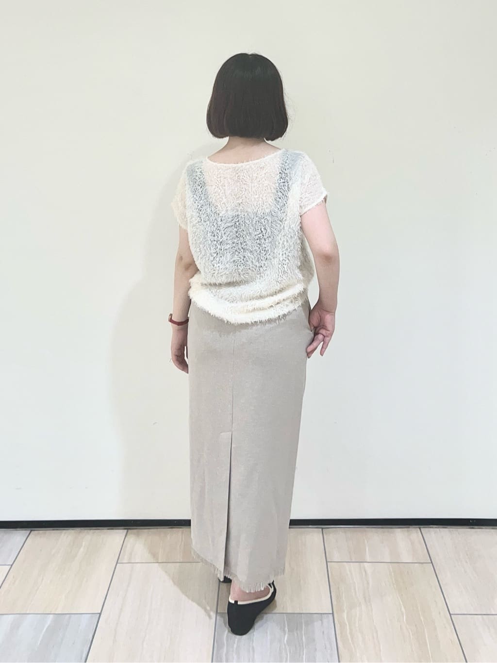 Mitsukiさんの「UNTITLED｜【セットアップ可/洗える】フェザーフレンチスリーブブラウス」を使ったコーディネート