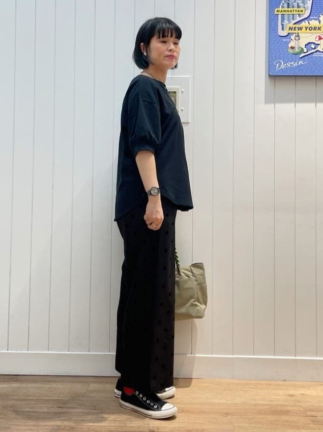 mikaさんの「Dessin｜【360度可愛い/前後2WAY/洗える】ライトコットンヘンリーカットソー」を使ったコーディネート