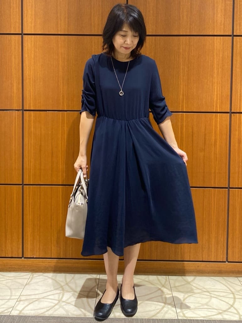 Eikoさんの「Reflect｜【吸水速乾／防しわ】シルキープリーツワンピース」を使ったコーディネート