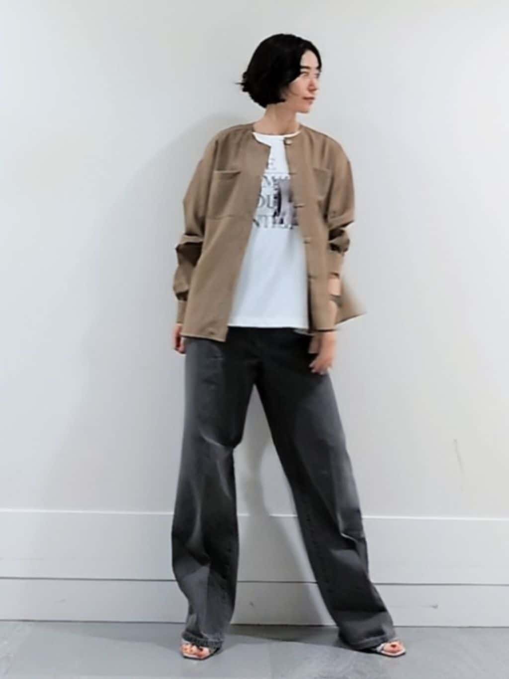 ミズタさんの「UNTITLED｜【秋も着られる/セットアップ可】リラククールシャツ」を使ったコーディネート