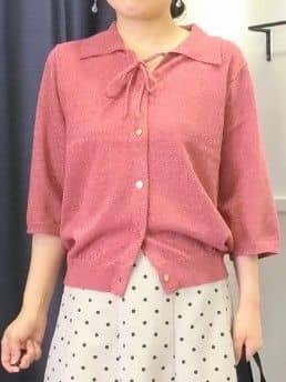コマさんの「grove｜華やぐラメモールで秋先取り　衿付きプルオーバーニット」を使ったコーディネート