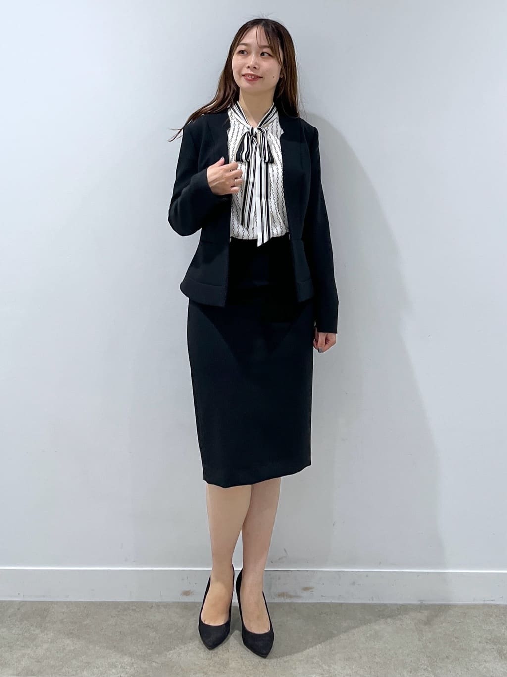 Saekoさんの「COUP DE CHANCE｜【360&deg;シリーズ／日本製】カラーレスジャケット」を使ったコーディネート