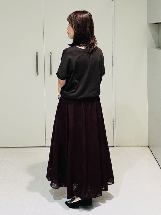 makiさんの「UNTITLED｜【洗える/前後2WAY】ネックプルオーバーニット」を使ったコーディネート